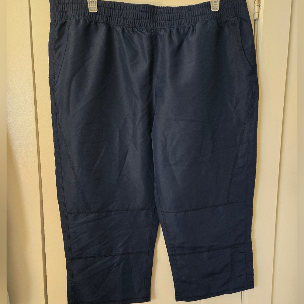 Plus Size Navy Blue Capris